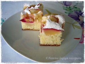 jogurt kolac s vocem