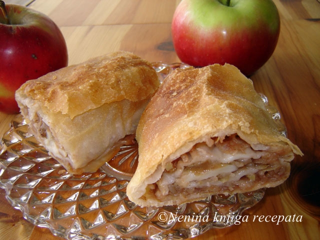 savijaca od jabuka