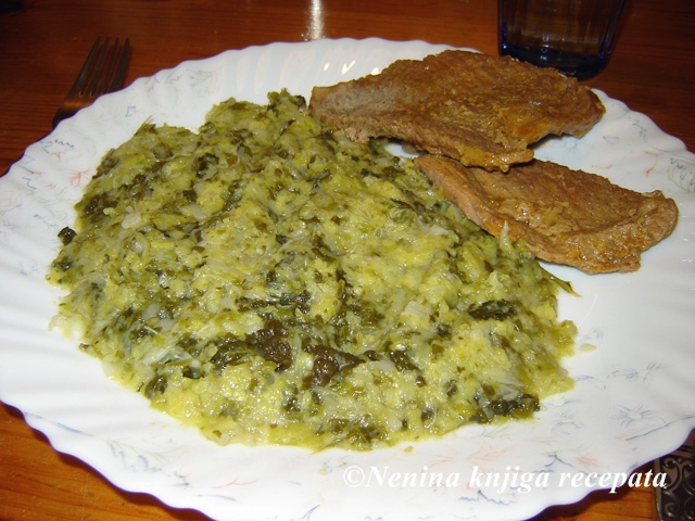 kelj na padelu s mesom