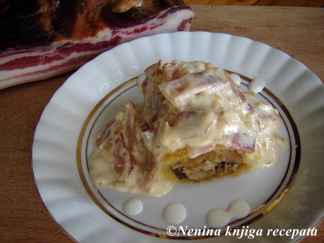 savijaca sampinjoni s umakom od pancete